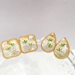 かすみ草のjewelピアス