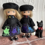 028 ミキちゃんマキちゃん　ハンドメイド　服　ネコ刺繍　ワンピース　