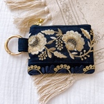 刺繍ミニポーチ