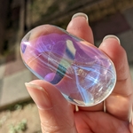 シャボン玉　オーラ水晶パームストーン J66
