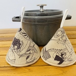 三角鍋つかみ★staub　ストウブ　ホーロー鍋★ミトン　鍋つかみ　アリス