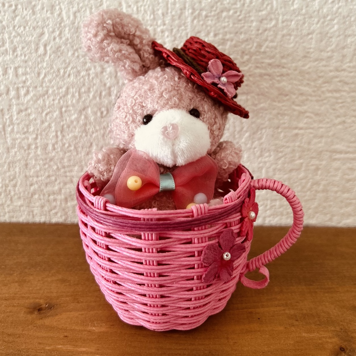 カゴ入りピンクうさぎちゃん♡