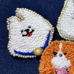 刺繍サモエドブローチ
