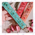 試作品大特価♡♡♡現品限りのスペシャルプライス インド刺繍リボンのハンドストラップ