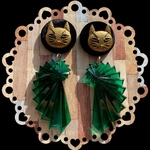 ✳上品猫とvintageグリーンチャーム«»✳ピアス イヤリング✳️昭和レトロ VINTAGE 秋冬 大ぶり 個性的 ねこ 古着 モダンレトロ  緑 黒 ベロア 秋 アンティーク モガ 韓国 猫
