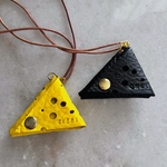 【mikity0様＊オーダー品】ミニミニチーズ🧀秘密のペンダント/(S)/ピルケースペンダント(本革) ／ 2色set