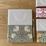 【受注生産】イニシャル刺繍入りメモカバー　A5（ロディアNo.16）●送料込み● ウィリアム・モリス