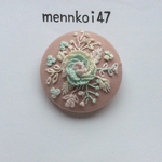 刺繍ブローチ