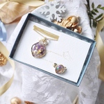 【特集掲載】天然石［アメジスト］お花のネックレスとリングのクリスマスコフレ2点セット