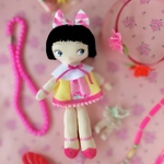 昭和レトロな抱き人形　おかっぱリボンちゃんと小さなくまさんセット