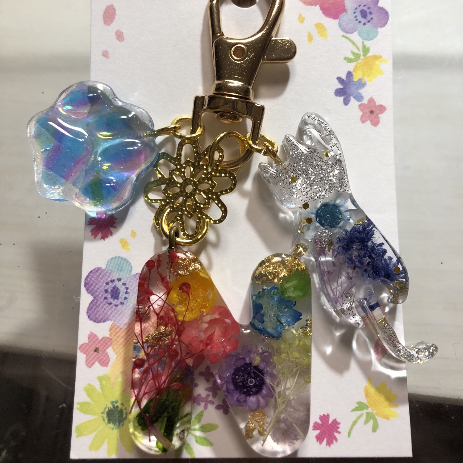 レジン イニシャル - キーホルダー・ストラップの人気通販 | minne ...