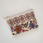 インド刺繍 ＊ ポーチ　　プレゼント　ギフト