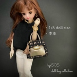 1/6 doll size本革バッグ　六本木の女