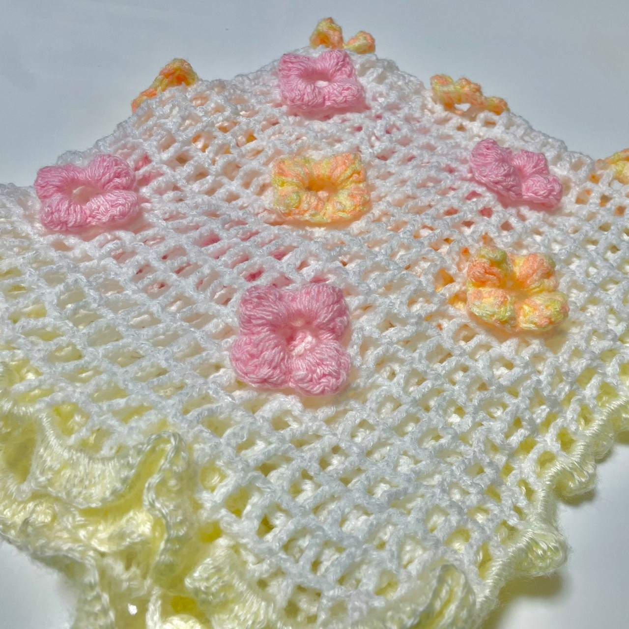 ブランケット　花モチーフ　ハンドメイド ハンドメイドかぎ針編み お花 モチーフ ❁ 新緑 ❁手作り/編み物