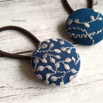 刺繍生地のヘアゴム　2個セット　花柄　ネイビー、ライトグレー