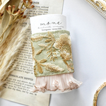 ボタン付き　ポニーフック　インド刺繍リボン　インド刺繍　刺繍リボン　グリーン　緑　ブラウン　フリル　ラップリボン　花柄　＊　ヘアアクセサリー　マジェステ　結婚式　お呼ばれ　ギフト　プレゼント　髪飾り