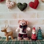 マフラー付きぬいぐるみバッジ ダッフィークリスマス コスチューム