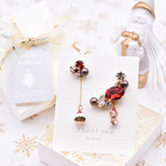 クリスマスベアとイチゴのカップケーキのイヤーカフ×ピアスorイヤリング