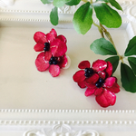 エンジの紫陽花のイヤリングorピアス