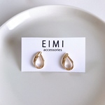 【EIMI select】ドロップシェープサージカルステンレスピアス☆ゴールド˚✧₊⁎⁎⁺˳✧༚