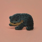 木彫りの熊 刺繍ブローチ