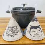 三角鍋つかみ★staub　ストウブ　ホーロー鍋★ミトン　鍋つかみ　猫　ネコ　ネコ　cat