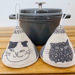 三角鍋つかみ★staub　ストウブ　ホーロー鍋★ミトン　鍋つかみ　猫　ネコ　ネコ　cat