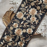 [ブラック] インド刺繍リボン　花　インド刺繍　スパンコール　刺繍リボン　リボン　りぼん　※10月8日よりゆうパケットにて発送となります。