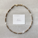 モカ ネックレス(ファルファーレ/ガラスビーズ/淡水パール)