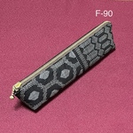 F-90着物リメイク　本場泥大島紬　幾何学　三角ペンケース