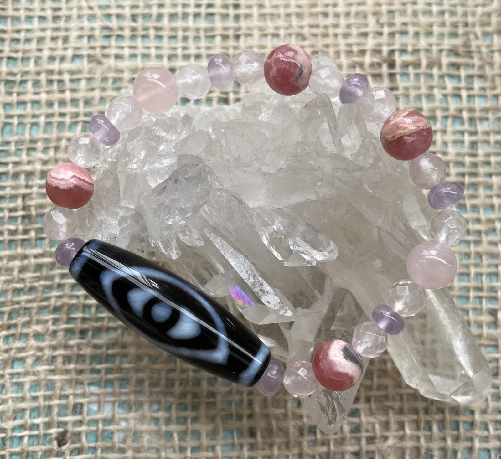 幸せを運ぶ鳳凰眼天珠ブレスレット - angelite-yui | minne byGMO