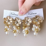 2way Big flower volume pearl pierce