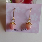 イチゴ🍓の揺れるピアス（ピンク）
