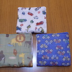  3枚セット　1枚100円♪ 子供用ハンカチ【男の子柄)（自転車・はたらく車・サバンナの動物）