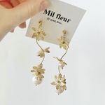 wave fleur𓂃𓈒𓏸  pierce/earring