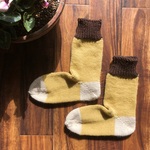 sanpu9様専用：ぬくぬく毛糸の手編み靴下　ブラウン×イエロー×ベージュ