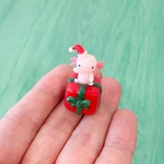 クリスマスプレゼントとウーパールーパー　クリスマスバージョン