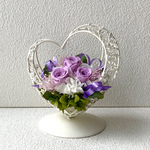 薔薇のハートフレームアレンジ＊薄紫パープルプリザーブドフラワー母の日花ブリザードフラワー結婚式誕生日プリザ薔薇プレゼント誕生日バラギフト花器サプライズ結婚祝い退職祝い卒業祝いリボン 