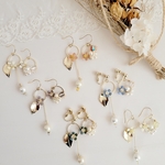 ˳◌ お花とコットンパールのアシンメトリーイヤリング/ピアス ◌˳