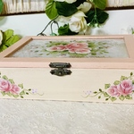 大きめ薔薇の蓋付きボックス　トールペイント 