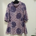 麻花輪柄パフブラウス