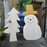檜の端材で作った雪だるまと木のオブジェ no.722