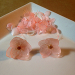ひとひらあじさいのピアス
