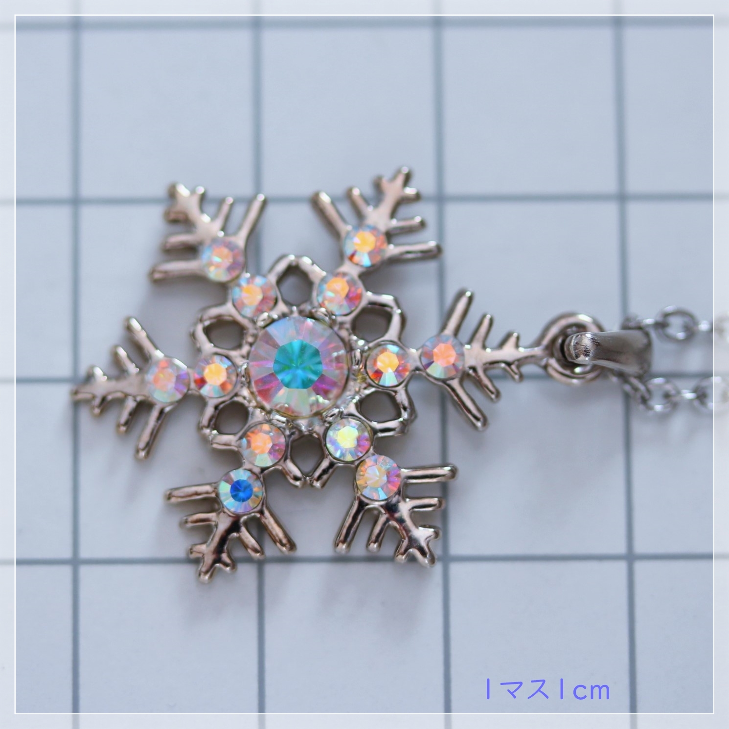 【新品】スワロフスキー　ラインストーンネックレス ラ フランス　クリスマス 新品】スワロフスキー ラインストーンネックレス ラ フランス