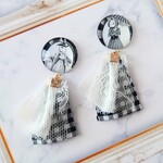 うさぎカボションのギンガムチェックタッセルピアス✳イヤリング