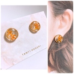 新作⭐︎秋冬向け　金木犀の透明感カボションピアス　イヤリング　花　ドライフラワー　オレンジ