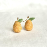  コロコロ 羊毛フェルト洋梨  ピアス🍐イヤリング