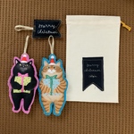 🎄11月3日販売スタート🎄猫ちゃんサンタのオーナメント【茶トラ×くろ】