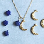 半額SALE【残り1】ラピスラズリ光芒星　＆　輝く三日月　サージカルステンレスネックレス50cm 