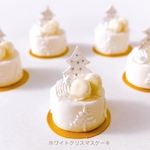 ミニチュア　ホワイトクリスマスケーキ